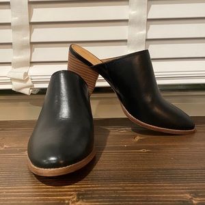 Madewell Black Leather Mule Size 7